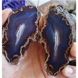 عقیق آبی درجه یک پشت دار بزرگ کلکسیونی