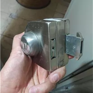 قفل کمری درب و شیشه سکوریت استیل