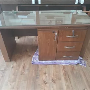 میز کار منشی