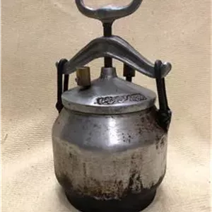 دیگ زودپز فسقلی قدیمی