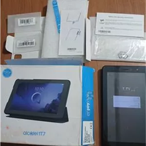 تبلت روشن آلکاتل با جعبه