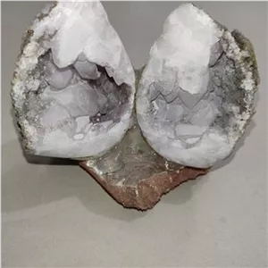 سنگ توپی کوارتز کلکسیونی کمیاب