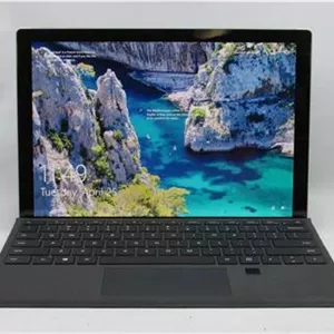 لپ تاپ Surface Pro 6 با کیبورد اورجینال