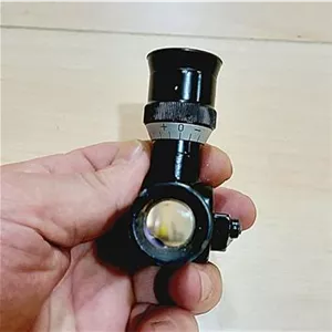 دوربین قدیمی قابل تنظیم. کره ای