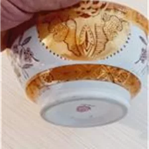 یک جفت کاسه ای قدیمی معروف به زرین قلم