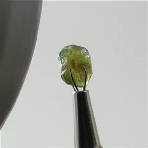 سنگ گارنت دمانتوئید سبز معدنی کد 158