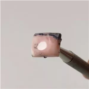 نگین سنگ اپال (اوپال) صورتی معدنی و طبیعی
