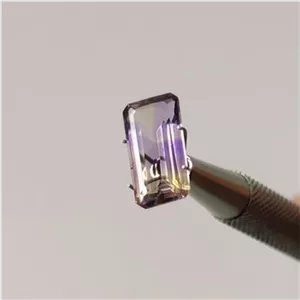 نگین سنگ آمیترین معدنی و طبیعی کشور اروگوئه