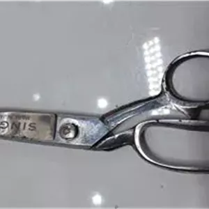 قیچی قدیمی سینگر