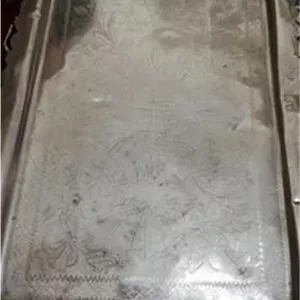 سینی ورشو قدیمی و آنتیک، قلمزنی و حکاکی