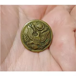 دکمه بسیار قدیمی ارتش آمریکا