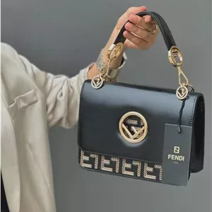 کیف مجلسی دستی دوشی زنانه دخترانه چرم اسپرت مارک فندی روزانه