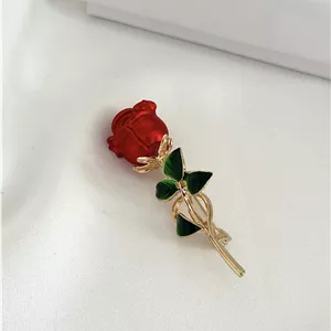 گل سینه رز قرمز سیلور