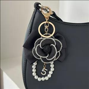 چارم کیف گل شنل کد ۷۴۹