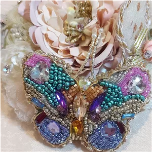گلسینه سنگ رنگی(جواهر دوزی)