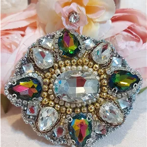 گلسینه سنگ رنگی(جواهر دوزی)
