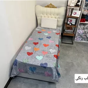 پتو مسافرتی ۱نفره طرح دار با برجستگی گل کد۱۰(توت فرنگی)