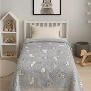 پتو مسافرتی مدل شبنما ۱نفره کد ۱۵(ستاره دنباله دار)