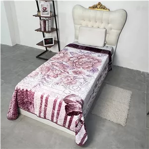 پتوضخیم ابریشمی 1نفره دورو برند بونیتو طلایی کد22(برگی/طرح سنتی)