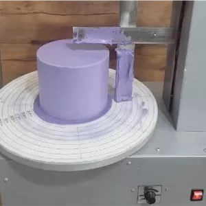دستگاه خامه صاف کن صنعتی کیک صاف کن خامه کشی جهت تولید مشهد انبوه کیک در انواع اشکال مختلف cake creamer machine با ده سال گارانتی بی قید و شرط سازه مکانیکی دستگاه