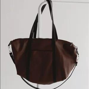 کیف بزرگ مروارید