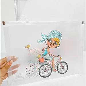 پوشه a۴ فانتزی طرح دختر