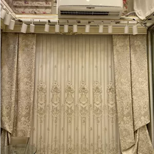 جلوه‌ی شیک و مدرن با مدل پرده پنل با پارچه مخمل