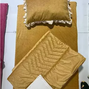 سرویس خواب مهمان طرح ورساچه رنگ طلایی دو رو