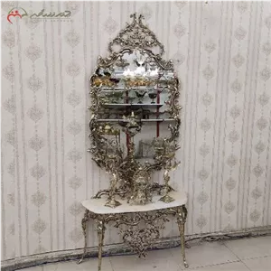آینه کنسول برنزی مدل ترنم همراه ساعت و شمعدان و رویه سنگ مرمر با ضمانت رنگ بدنه