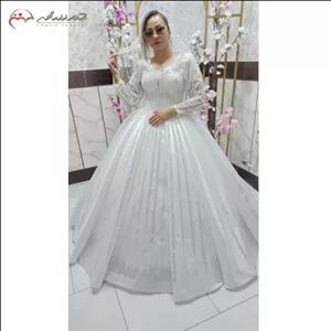 لباس عروس سنگدوزی شده پرکار و براق