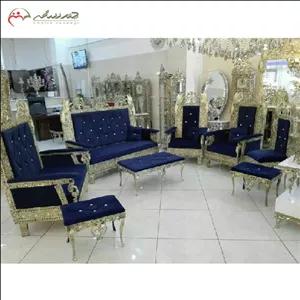 مبل هفت نفره برنزی همراه جلو مبلی برنزی تاج دار طرح طاووس