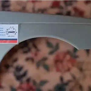 گلگیر جلو راست پژو پارس با سوراخ ایساکو