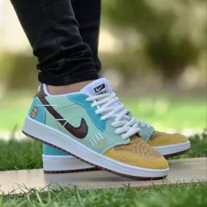 تخفیفففف ویژه کفش کتونی اسپرت ونس مردانه مدل نایک جردن وودو (Nike Jordan Voodoo) جدید و پر فروووش رنگ زرد آبی سبز  با ارسال رایگان
