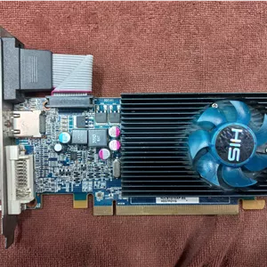 کارت گرافیک استوک AMD Radeon HD 5570 ظرفیت 1Gbکلاس DDR3