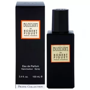 عطر زنانه رابرت پیگیت بلاسم Robert Piguet Blossom for women