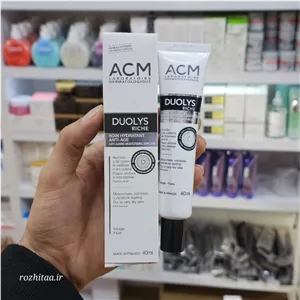 کرم جوانساز و آبرسان پوست خشک و خیلی خشک ACM حجم 40 میلی لیتر