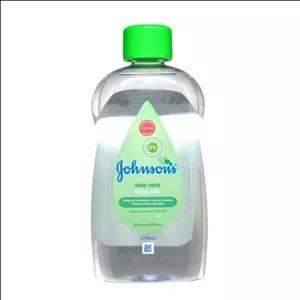 روغن بدن کودک جانسون مدل Aloe Vera Baby Oilo حاوی عصاره آلوئه ورا حجم 300 میل اروپایی