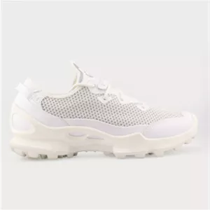 کفش اسپرت اکو مدل Striding C | مناسب برای پیاده‌روی و استفاده طولانی‌مدت