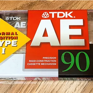 کاست تی دی کی TDK AE90