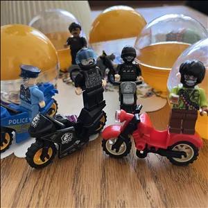 اسباب بازی لگو مینی فیگور موتور سوار مدل شانسی