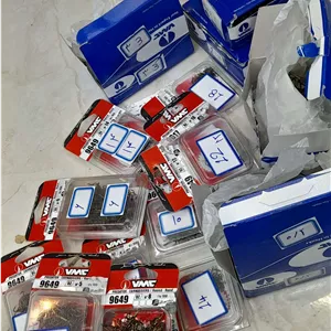 قلاب ماهیگیری سه شاخ وی ام سی  اورجینال بسته ۶ تایی