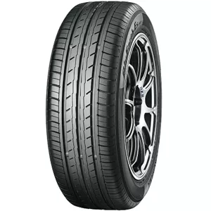 لاستیک یوکوهاما ژاپن - سایز 215/55R16 گل ES32