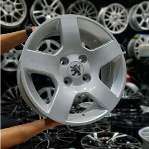 رینگ ۵پر سایز ۱۵×۶.۵ (۴×۱۰۸) نقره‌ای بتا  (مخصوص خودروهای ایران خودرو)