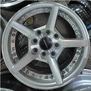 رینگ اسپرت سایز ۱۳×۶ (۱۱۴-۱۰۰×۸) نقره ای Vossen