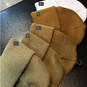 کلاه بافت ساده