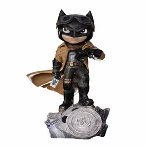 فیگور بتمن مدل مینیکو آیرون استدیو BATMAN Knightmare