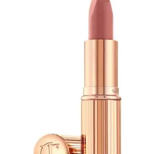 رژ لب شارلوت تیلبری Charlotte Tilbury مدل Pillow Talk Fair – رنگ نود صورتی جذاب و طبیعی جدا شده از پک