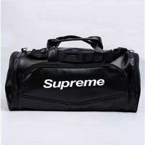 ساک ورزشی Supreme مدل چرمی