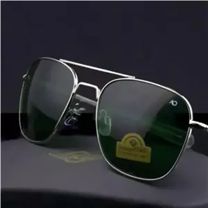 عینک آفتابی خلبانی امریکن اپتیکال سایز 56 UV400 فرم طلایی
