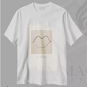 تیشرت طرح دار بوسه جاودان اثر فلاور لاو چایلد